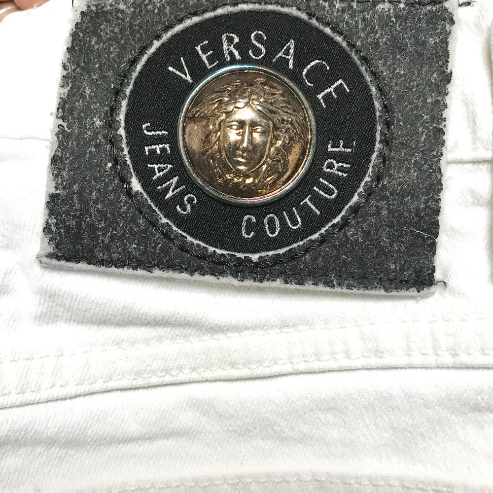 Versace Vintage High Waist Denim Medusa Head jeans - Picture 4 of 9